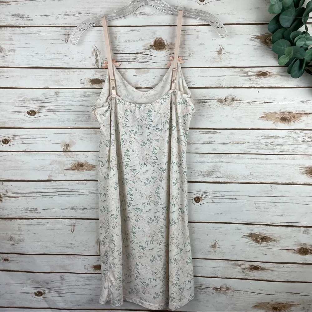 NANETTE LEPORE Short Pale Pink and Green Robe and Nightgown Set size Medium
